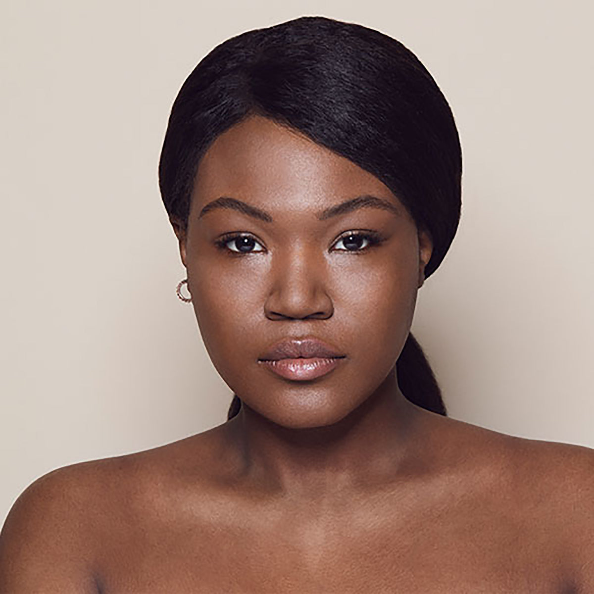 Cream Foundation / D330 β Flawless